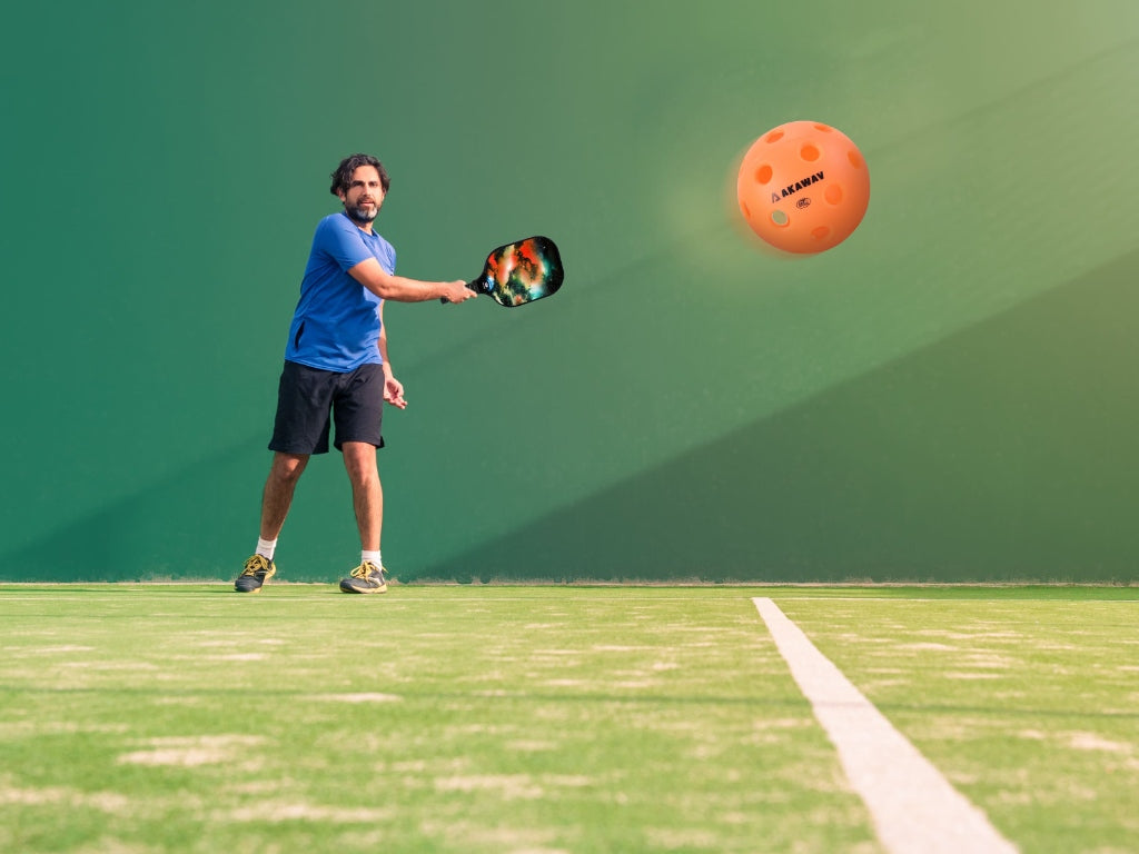 How to Choose the Right Pickleball Ball for Your Game?